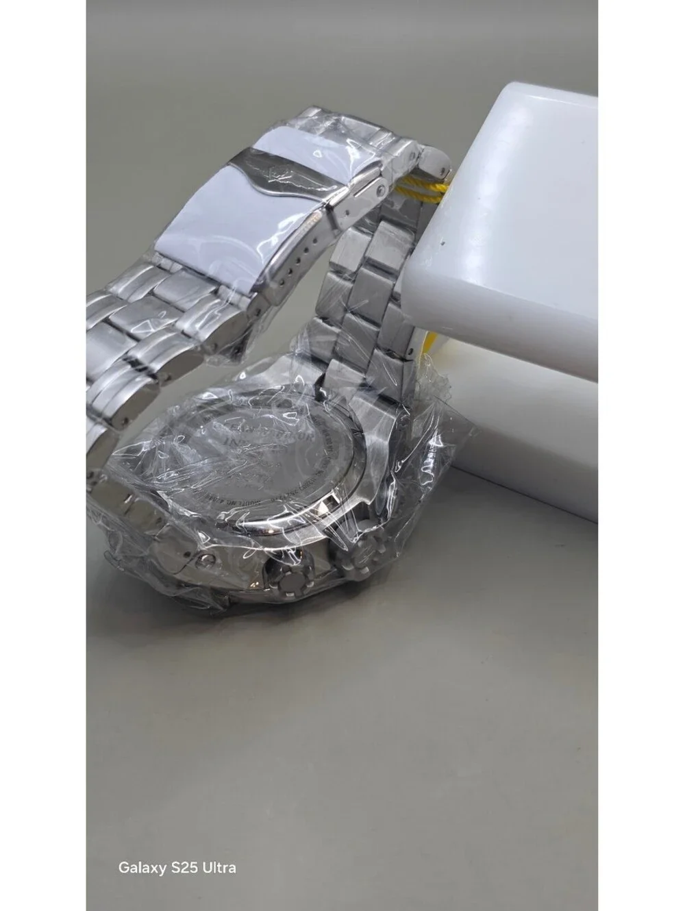 Invicta this reserve
